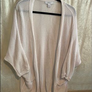 White knit cardigan